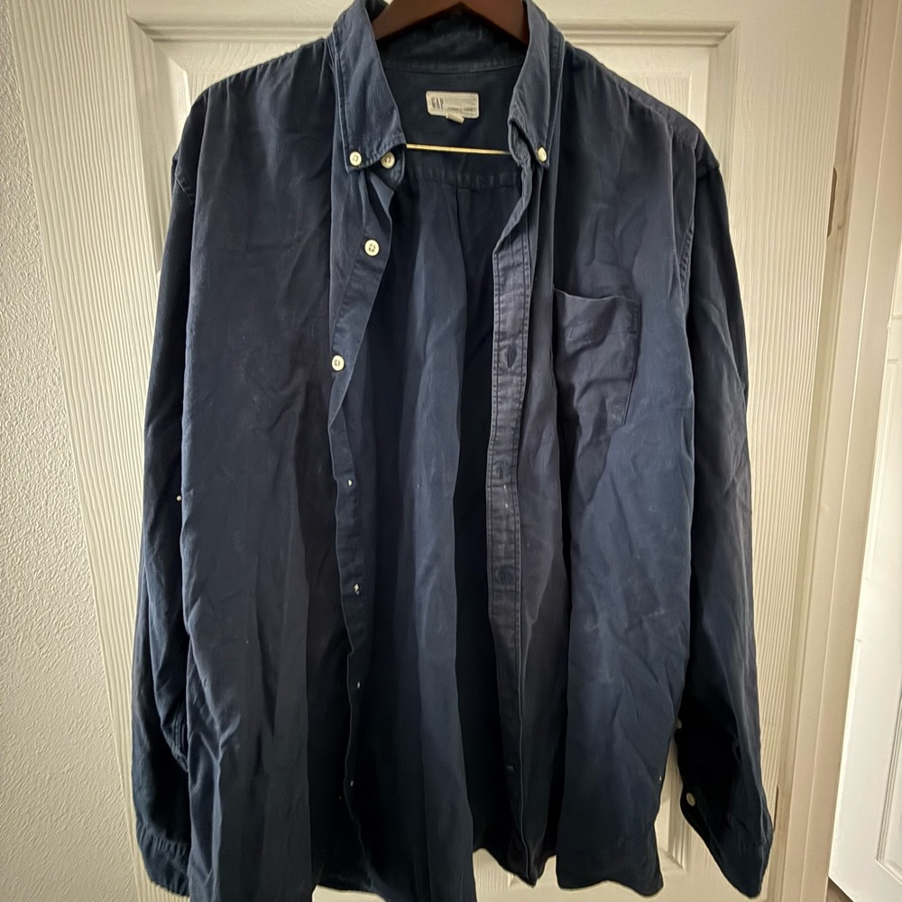 GAP Men's Casual Button Down Shirt - Navy Blue